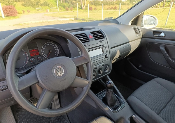 Volkswagen Golf cena 9900 przebieg: 251207, rok produkcji 2004 z Pisz małe 46